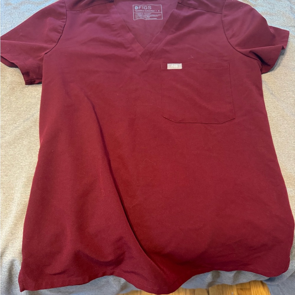 Figs Women's Burgundy Catarina Top size S